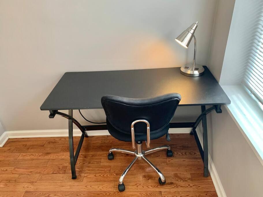 Upscale 2Bd/1.5Ba Townhome Mins To Jhh & Downtown 볼티모어 외부 사진